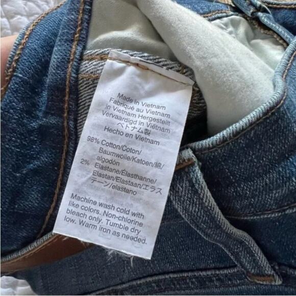 Madewell Slim Straight Jeans: Distressed Button-Front Edition - Picture 8 of 9